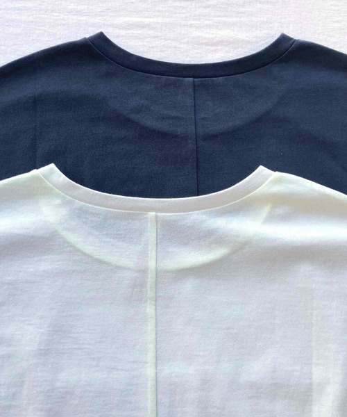 Q（キュー）の「フォトフレンチT（Tシャツ/カットソー・レディース・チャコールグレー/ホワイト・MEDIUM）」の9枚目の写真