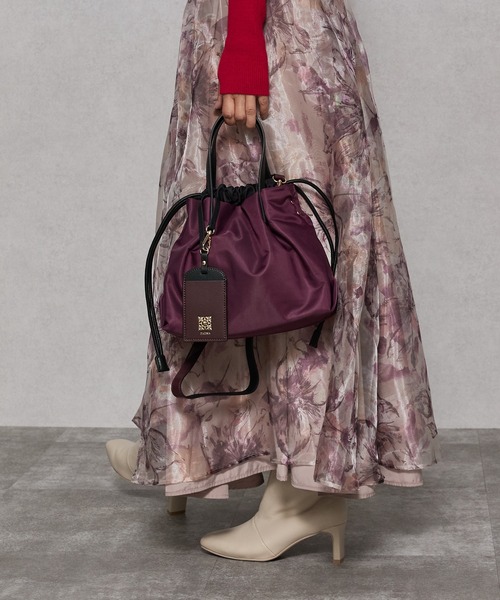 PADMA(パドマ)の「【PADMA/パドマ】ナイロン×レザー 巾着ミニトートバッグ(ビジネスバッグ・レディース・グレー/カーキ/ピンク/ワイン/ベージュ/ブラック/ネイビー・FREE)」の7枚目の写真