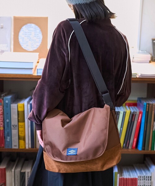セール】UMBRO/アンブロ SP CLASSIC MESSENGER BAG/別注 クラシック