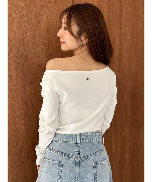 FRAY I.D（フレイアイディー）の「【USAGI ONLINE・ZOZO限定】ギャザーオフショルカットソー（Tシャツ/カットソー・レディース・ブラック/ホワイト/ライトベージュ/その他/ピンク・F）」の11枚目の写真