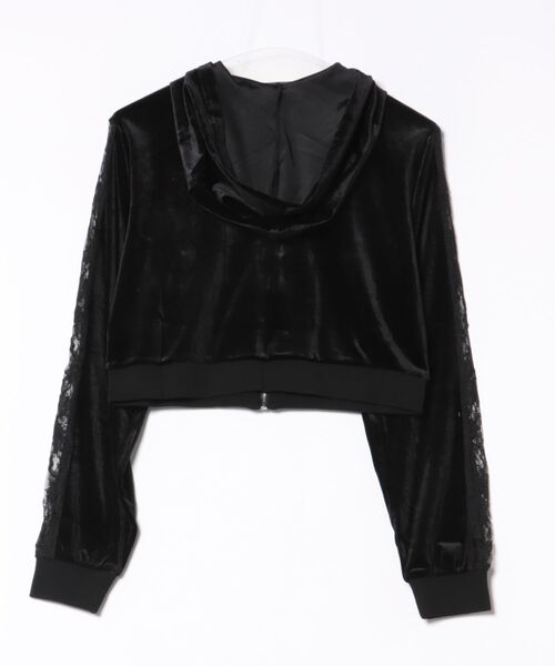 EGOIST（エゴイスト）の「袖レースベロアパーカー（パーカー・レディース・グレイッシュベージュ/ブラック・FREE）」の3枚目の写真