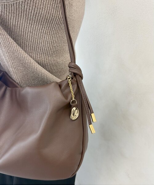 スウィングワンショルダーバッグM（CE-1595-SNS）（ショルダーバッグ