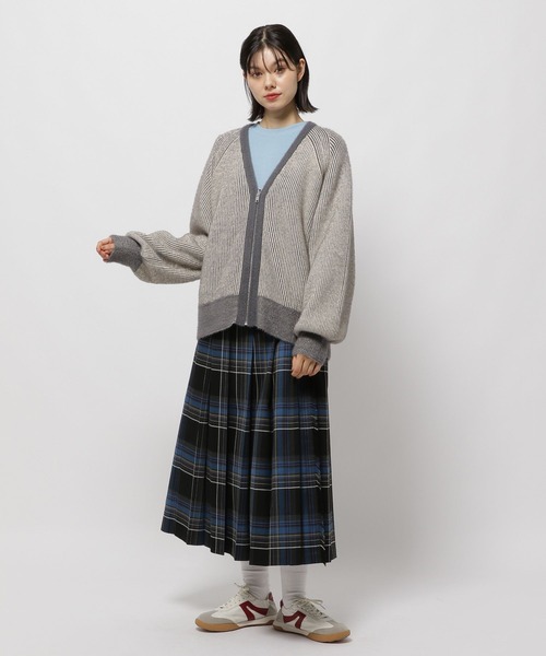 niko and...（ニコアンド）の「リバーシブルジップカーディガン（カーディガン/ボレロ・レディース・チャコール/アイボリー/ブルー/イエロー・FREE）」の10枚目の写真