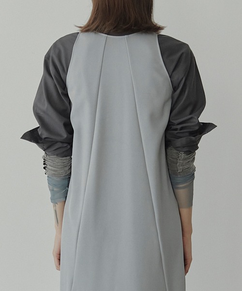 LE CIEL BLEU(ルシェルブルー)の「シアーウールシャツwネックスカーフ / Sheer Wool Shirt w/Neck Scarf(シャツ/ブラウス・レディース・ベージュ/チャコールグレー・36/38)」の6枚目の写真