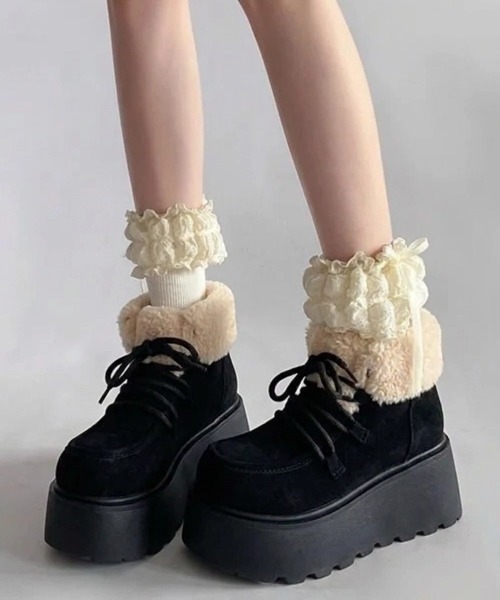 yuue' ( wear )(ユーイ)の「厚底ボアムートンブーツ(ブーツ・レディース・ブラウン/ベージュ/ブラック・23.5cm/24.5cm/23.0cm/24.0cm)」の4枚目の写真