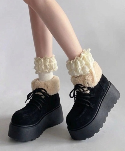 yuue' ( wear )(ユーイ)の「厚底ボアムートンブーツ(ブーツ・レディース・ブラウン/ベージュ/ブラック・23.5cm/24.5cm/23.0cm/24.0cm)」の5枚目の写真