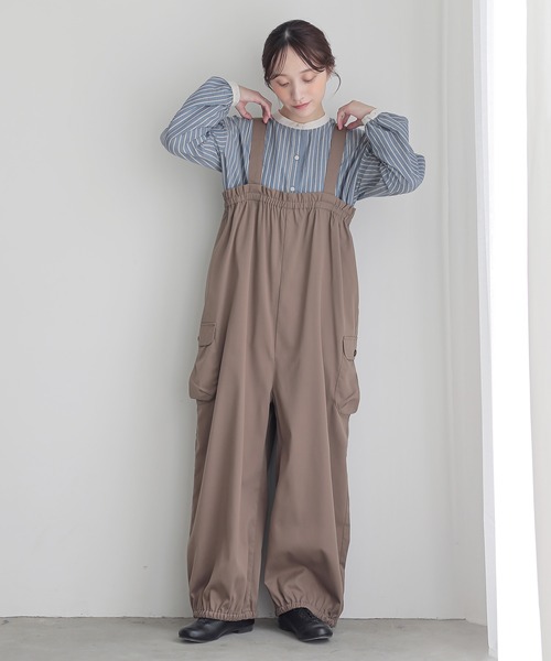 n'OrLABEL(ノアールレーベル)の「『ギャザーコクーンカーゴサロペット』(サロペット/オーバーオール・レディース・ブラック/ベージュ・2/1)」の6枚目の写真