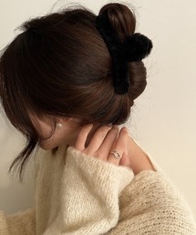 I be.（アイビードット）の「ファーバレッタ（バレッタ/ヘアクリップ）」