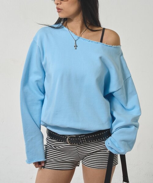 WHO'S WHO gallery(フーズフーギャラリー)の「【WEB限定】OFF-SHOULDER SWEAT(スウェット・レディース・ネイビー/チャコールグレー/ライトグレー/ブルー系その他/パープル/イエロー/サックスブルー/グレー・FREE)」の18枚目の写真