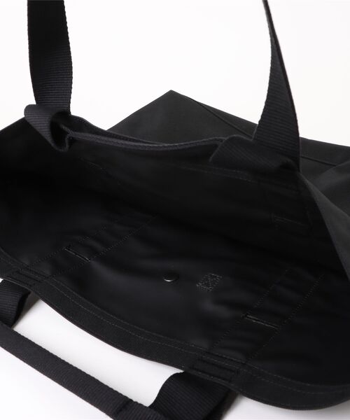 Carhartt（カーハート）の「Carhartt クラシックオープントートバッグ18L（トートバッグ・メンズ・ブラウン/ブラック・FREE）」の5枚目の写真