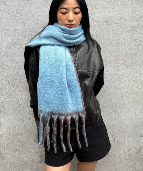 WHO'S WHO gallery(フーズフーギャラリー)の「SLOPPYリバーシブルチェックマフラー(マフラー・レディース・ブルー/ブラック/ブラウン・FREE)」の13枚目の写真