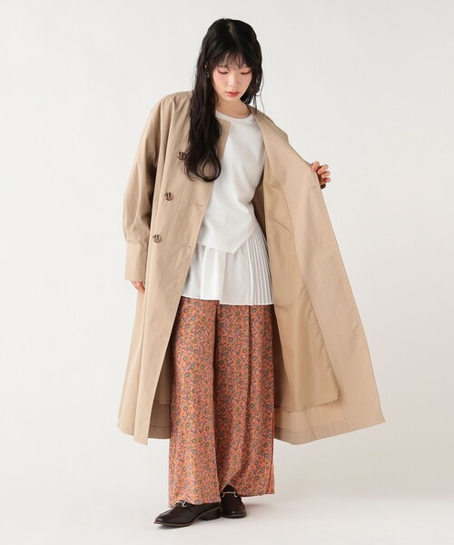 BEAMS HEART（ビームスハート）の「【ベストセラー】後ボタン ロングコート（ノーカラーコート・レディース・オリーブ/ネイビー/ベージュ・MEDIUM/SMALL）」の10枚目の写真