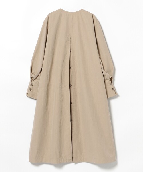 BEAMS HEART（ビームスハート）の「【ベストセラー】後ボタン ロングコート（ノーカラーコート・レディース・オリーブ/ネイビー/ベージュ・MEDIUM/SMALL）」の22枚目の写真