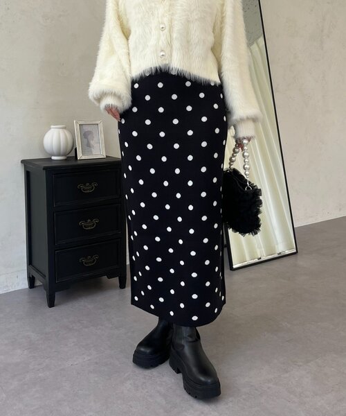 prose verse（プロズヴェール）の「ドットジャガードニットスカート（スカート・レディース・ブラック系その他・MEDIUM/LARGE/PM/PL/TM/TL）」の4枚目の写真