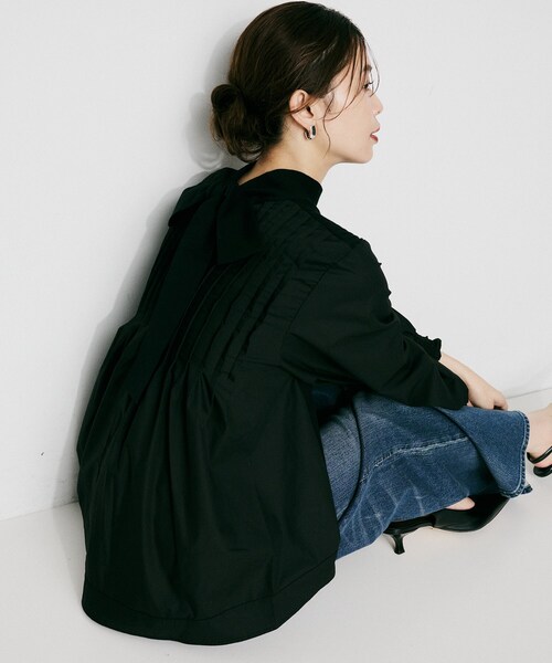 UNTITLED(アンタイトル)の「【TORRAZZO DONNA】ニット×ファブリック ハイブリッドブラウス(シャツ/ブラウス・レディース・ネイビー/ブラック/ブラック系4・02)」の18枚目の写真
