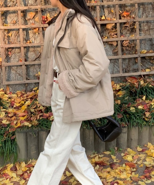 emi+（エミプラス）の「ドロスト裏ボアドッキングミリタリージャケット（ミリタリージャケット・レディース・ベージュ/ブラック・FREE）」の8枚目の写真