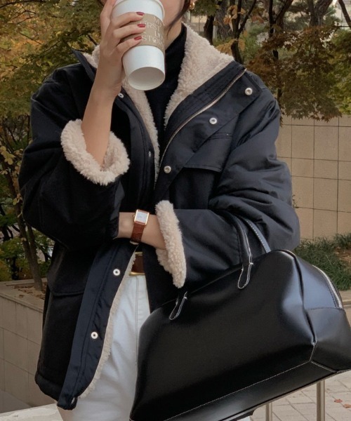 emi+（エミプラス）の「ドロスト裏ボアドッキングミリタリージャケット（ミリタリージャケット・レディース・ベージュ/ブラック・FREE）」の10枚目の写真