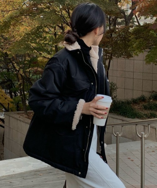 emi+（エミプラス）の「ドロスト裏ボアドッキングミリタリージャケット（ミリタリージャケット・レディース・ベージュ/ブラック・FREE）」の15枚目の写真