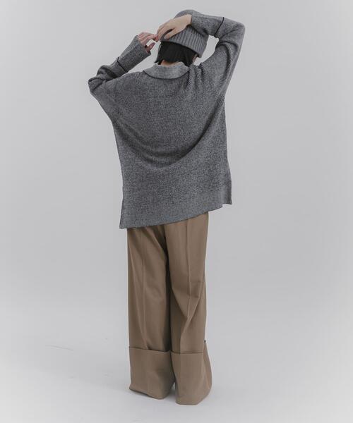 SENSE OF PLACE by URBAN RESEARCH(センスオブプレイスバイアーバンリサーチ)の「ルーズフカVネックセーター(ニット/セーター・レディース・ブラック/ブラウン/レッド・ONE)」の4枚目の写真