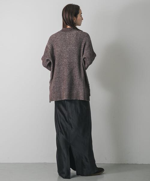 SENSE OF PLACE by URBAN RESEARCH(センスオブプレイスバイアーバンリサーチ)の「ルーズフカVネックセーター(ニット/セーター・レディース・ブラック/ブラウン/レッド・ONE)」の12枚目の写真