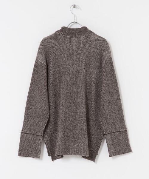 SENSE OF PLACE by URBAN RESEARCH(センスオブプレイスバイアーバンリサーチ)の「ルーズフカVネックセーター(ニット/セーター・レディース・ブラック/ブラウン/レッド・ONE)」の17枚目の写真