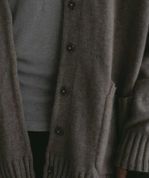 ETRE TOKYO（エトレトウキョウ）の「プレーンステッチＶネックニットカーディガン（カーディガン/ボレロ・レディース・ブルー/ベージュ/ピンク・FREE）」の17枚目の写真