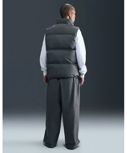 NIKE(ナイキ)の「《NIKEアパレル》AS M NK TF CLUB PUFFER VEST 65(ダウンベスト・メンズ・ブラック/ベージュ/グレー系その他・M/L/S/XL)」の10枚目の写真