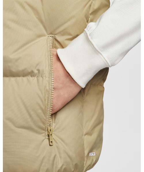 NIKE(ナイキ)の「《NIKEアパレル》AS M NK TF CLUB PUFFER VEST 65(ダウンベスト・メンズ・ブラック/ベージュ/グレー系その他・M/L/S/XL)」の17枚目の写真