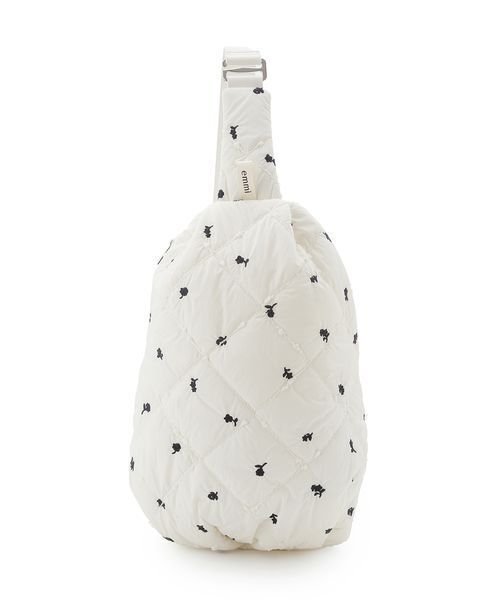 emmi（エミ）の「フラワーエンブロイダリーキルティングバッグ（ハンドバッグ・レディース・ブラウン/オフホワイト・F）」の4枚目の写真