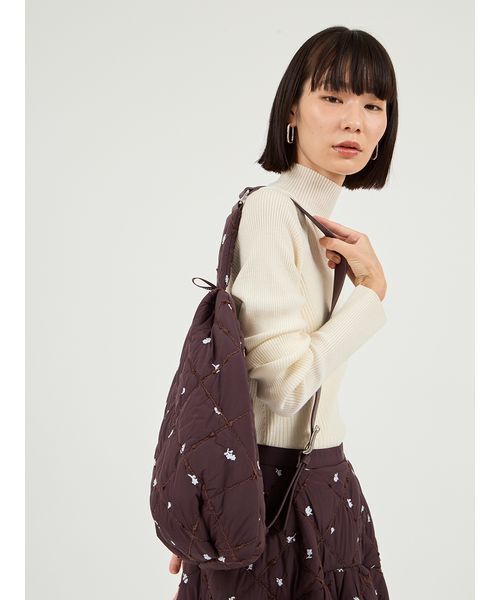 emmi（エミ）の「フラワーエンブロイダリーキルティングバッグ（ハンドバッグ・レディース・ブラウン/オフホワイト・F）」の13枚目の写真