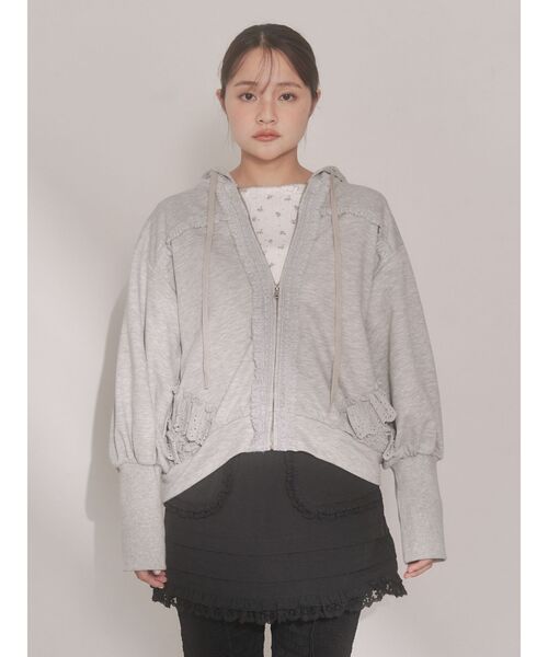 merry jenny（メリージェニー）の「frill lace puff hoodie（パーカー・レディース・アイボリー/グレー・FREE）」の22枚目の写真