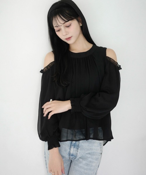 mipiarl(ミピアール)の「オフショルシアーギャザーブラウス(シャツ/ブラウス・レディース・ミント/アイボリー/ブラック・LARGE/MEDIUM/SMALL)」の22枚目の写真