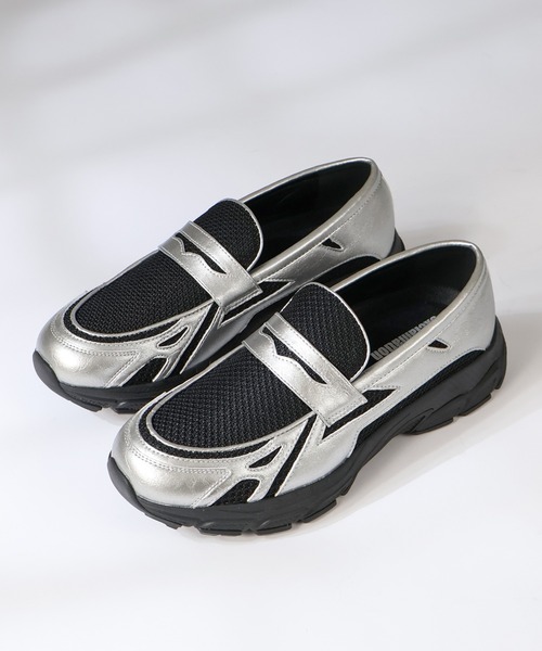 exclamation(エクスクラメーション)の「+4.5cm 軽量厚底 スニーカーソールローファー(ローファー・メンズ・ブラック/シルバー・40/42/44/46)」の2枚目の写真