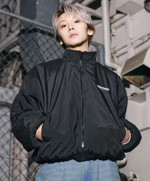 THRASHER（スラッシャー）の「THRASHER×MSG　別注 ボアナイロン2wayリバーシブルブルゾン【UNISEX】（ブルゾン・メンズ・ブラック/ワイン/ブラック系・S/M/L/XL）」の17枚目の写真