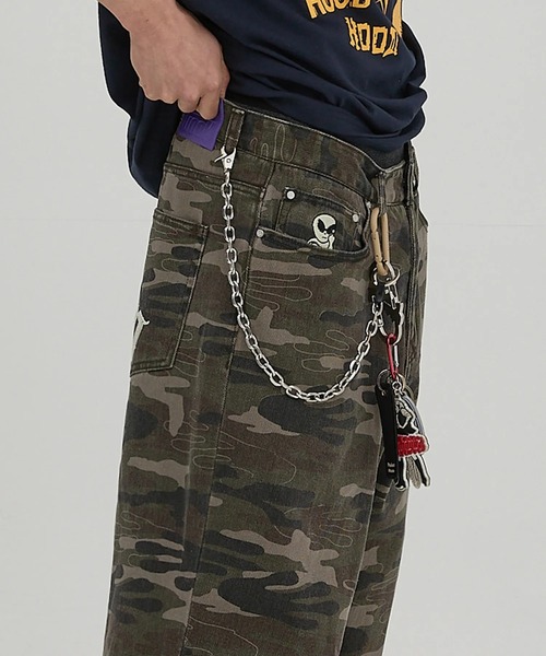 HOODHOOD（フッドフッド）の「【日本未発売/WEB限定】HOODHOOD(フッドフッド)/ユニセックス チェーン エンブロイダリー ワイド デニム パンツ/HD Chain Embroidery Denim Pants（デニムパンツ・レディース・グリーン系カモフラージュ/ブラック・L/M）」の15枚目の写真