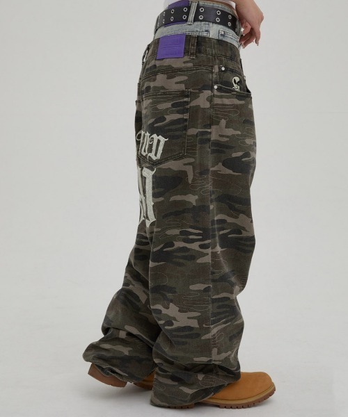 HOODHOOD（フッドフッド）の「【日本未発売/WEB限定】HOODHOOD(フッドフッド)/ユニセックス チェーン エンブロイダリー ワイド デニム パンツ/HD Chain Embroidery Denim Pants（デニムパンツ・レディース・グリーン系カモフラージュ/ブラック・L/M）」の19枚目の写真