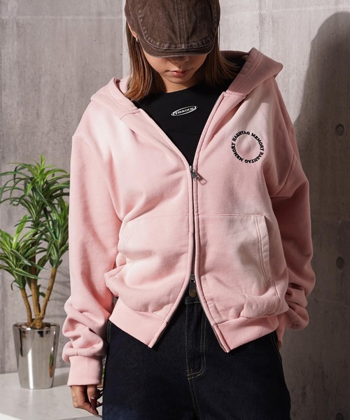 #MEMORY（メモリー）の「【MEMORY】スプレー加工 ダブルZIPパーカー / Spray-Finished Double-Zip Hoodie（パーカー・メンズ・ブラック/グレー/ピンク/ブラック系・M/L/XL）」の4枚目の写真
