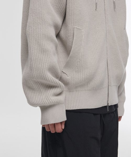 MUSINSA STANDARD（ムシンサスタンダード）の「リブニットフードパーカー [ダスティクリーム]（ニット/セーター・メンズ・その他・SMALL/MEDIUM/LARGE/X-LARGE/XX-LARGE）」の10枚目の写真