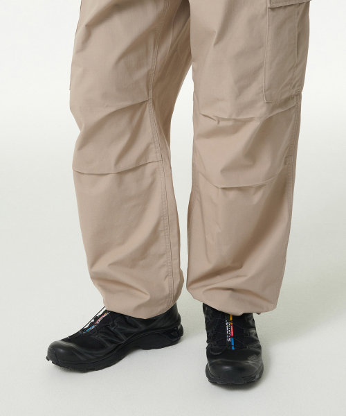 MUSINSA STANDARD（ムシンサスタンダード）の「リップストップパラシュートカーゴパンツ[ベージュ]（その他パンツ・メンズ・その他・26/27/28/29/30/31/32/33/34/36/38/40/42）」の9枚目の写真