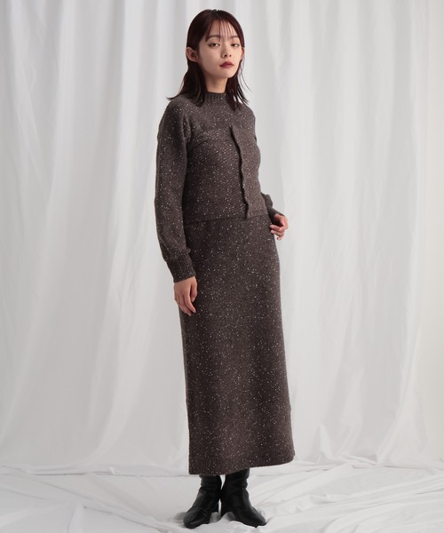 mysty woman（ミスティウーマン）の「シャイニービスチェ付きワンピース 624980（ワンピース・レディース・オフホワイト/グレー/ブラウン・FREE）」の9枚目の写真