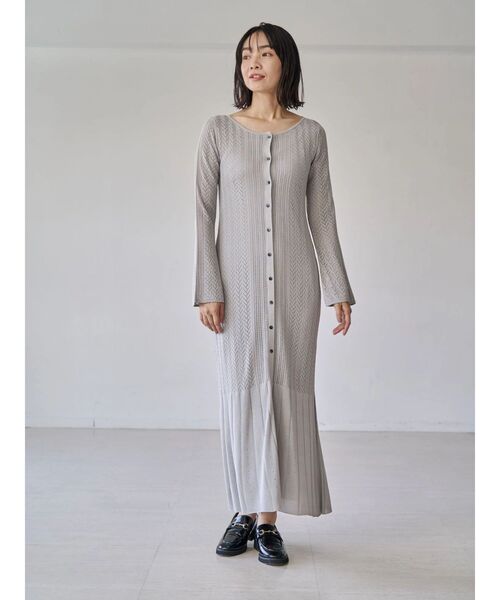 TONAL(トーナル)の「透かし編みニットワンピース(ワンピース・レディース・ネイビー/グレー/オフホワイト・MEDIUM)」の2枚目の写真