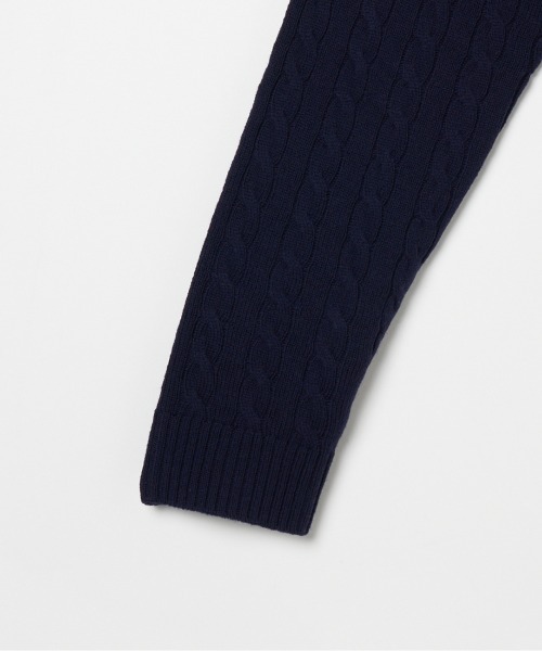 Letroyes(ルトロワ)の「CABLE CREW NECK KNIT(ニット/セーター・レディース・アイボリー/チャコールグレー/ネイビー・1/2)」の6枚目の写真