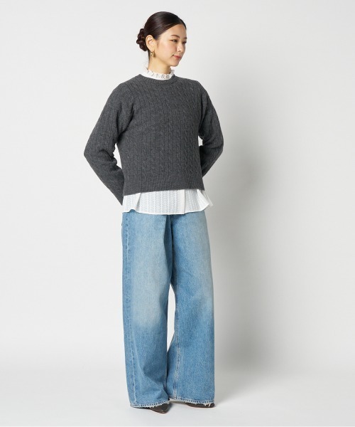 Letroyes(ルトロワ)の「CABLE CREW NECK KNIT(ニット/セーター・レディース・アイボリー/チャコールグレー/ネイビー・1/2)」の16枚目の写真