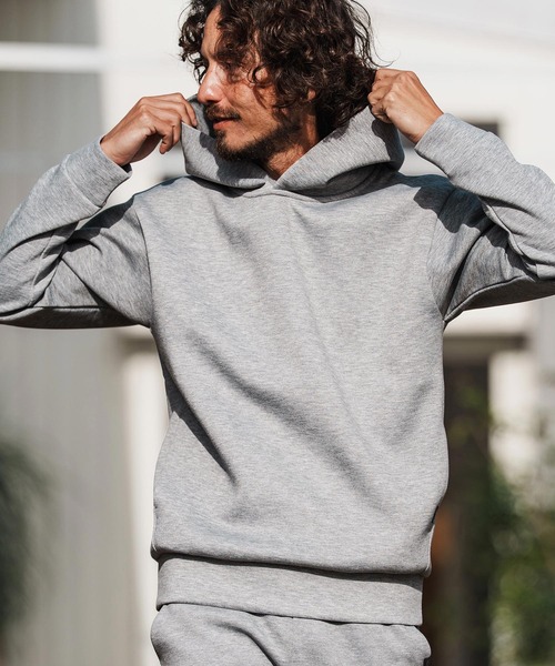 1minute 1second（ワンミニットワンセカンド）の「mpa4003-cardboard knit hoodie with heart patch パーカー(1M26H190)（パーカー・メンズ・ブラック/トップグレー/ネイビー・S/M/L/XL）」の5枚目の写真