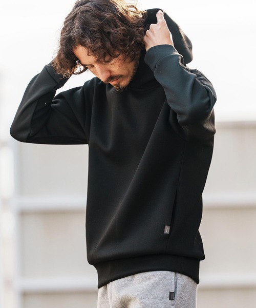 1minute 1second（ワンミニットワンセカンド）の「mpa4003-cardboard knit hoodie with heart patch パーカー(1M26H190)（パーカー・メンズ・ブラック/トップグレー/ネイビー・S/M/L/XL）」の15枚目の写真