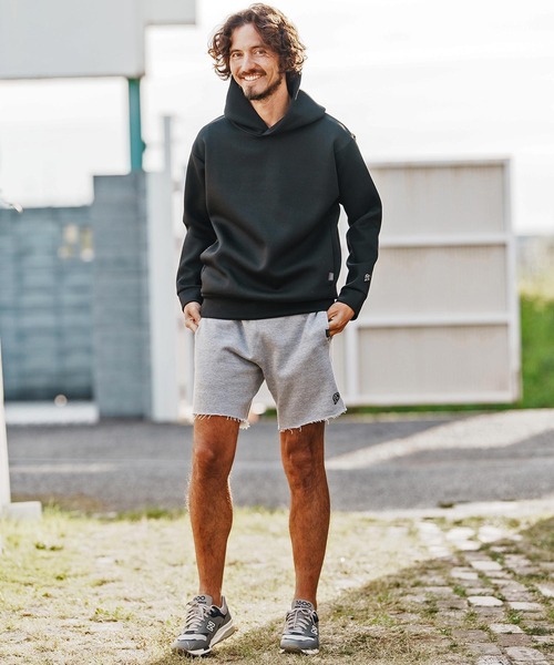 1minute 1second（ワンミニットワンセカンド）の「mpa4003-cardboard knit hoodie with heart patch パーカー(1M26H190)（パーカー・メンズ・ブラック/トップグレー/ネイビー・S/M/L/XL）」の16枚目の写真