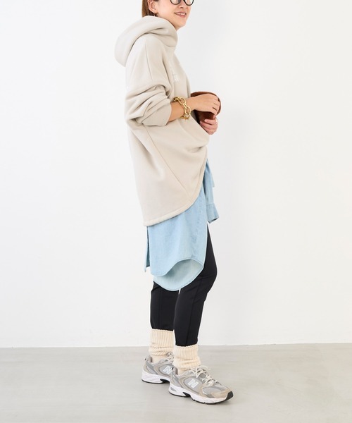 MICA&DEAL（マイカ＆ディール）の「裏起毛ビッグロゴフーディー（パーカー・レディース・チャコールグレー/ライトグレー/グレイッシュベージュ・FREE）」の15枚目の写真