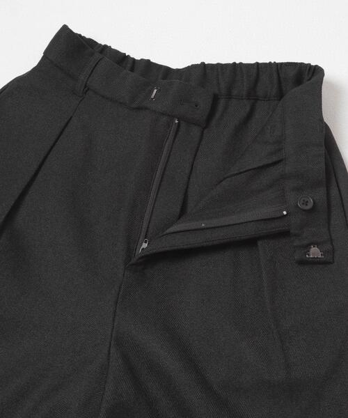 URBAN RESEARCH ROSSO WOMEN(アーバンリサーチ ロッソ)の「『UR TECH』ストレートスラックス(その他パンツ・レディース・ブラック/ベージュ・38/36)」の18枚目の写真