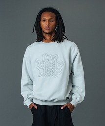 XLARGE（エクストララージ）の「PATCHED OLD ENGLISH CREWNECK SWEATSHIRT（スウェット・レディース）」