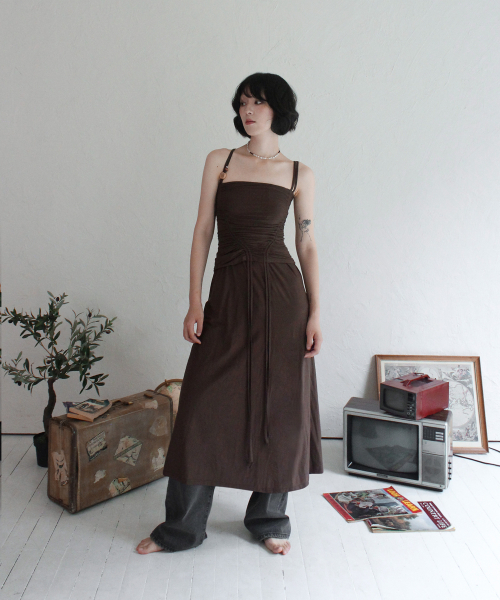 RUBATI(ルバティ)の「シャーリングストラップチューブトップドレス_ブラウン(ワンピース・レディース・その他・size2/size1)」の4枚目の写真